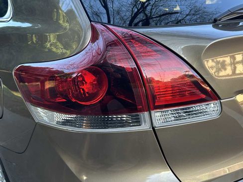 Used 2013 Toyota Venza LE image 52