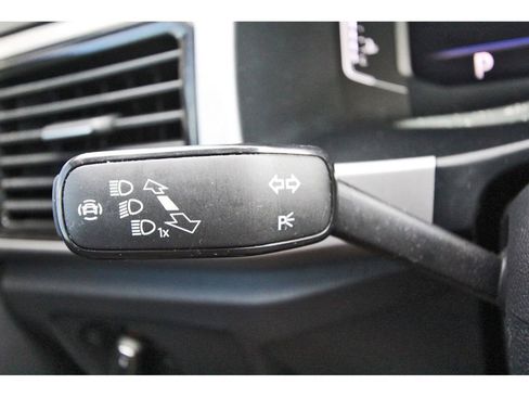 Used 2021 Volkswagen Atlas SEL image 15