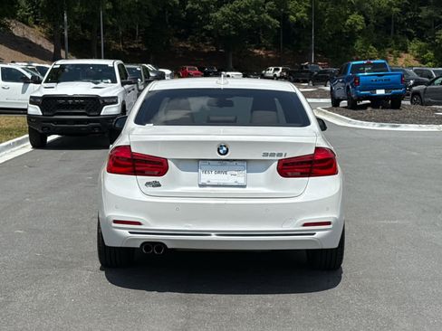 Used 2016 BMW 328i Sedan RWD image 4