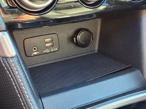 Used 2023 Subaru Forester Limited image 32