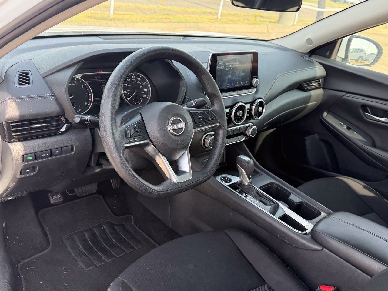 Certified 2025 Nissan Sentra SV FWD image 6