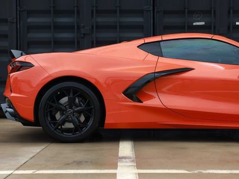 Used 2020 Chevrolet Corvette Stingray Premium Cpe w/ 3LT Preferred Equipment Group RWD image 20