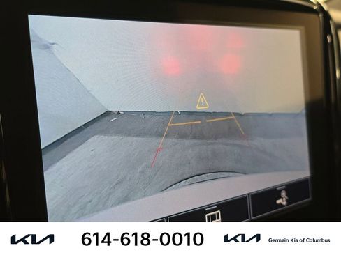 Used 2022 Chevrolet Traverse LT image 31