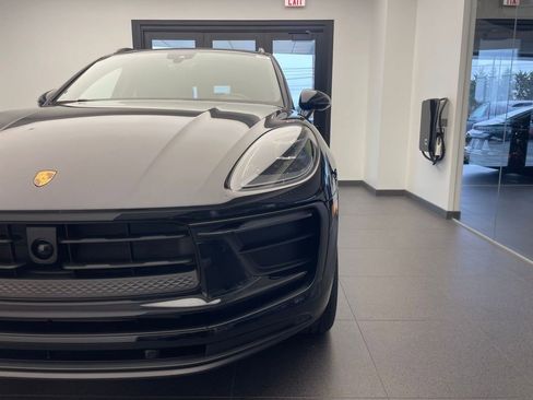 New 2026 Porsche Macan AWD/4WD image 24