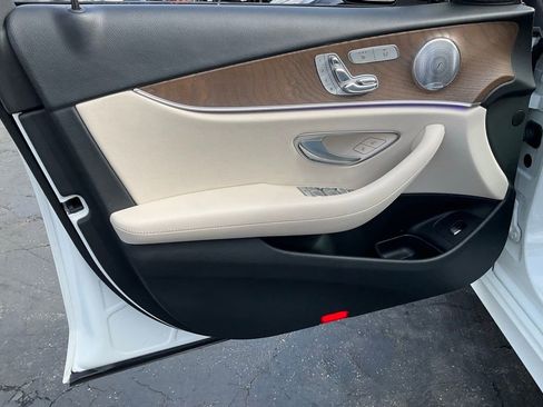 Used 2019 Mercedes-Benz E 300 w/ Premium 1 Package image 23