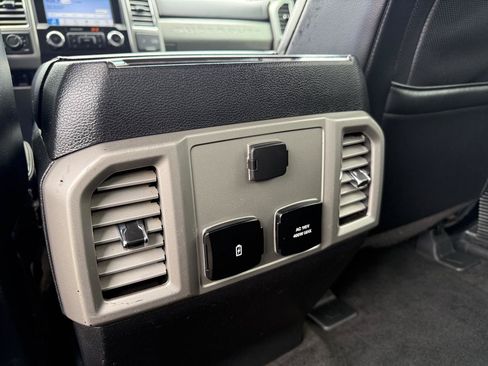 Used 2017 Ford F250 Lariat w/ Chrome Package AWD/4WD image 25