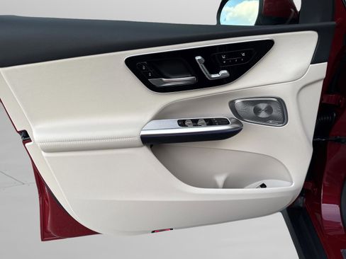 New 2026 Mercedes-Benz GLC 300 image 35