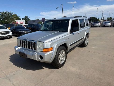 Used 2008 Jeep Commander Sport AWD/4WD image 1