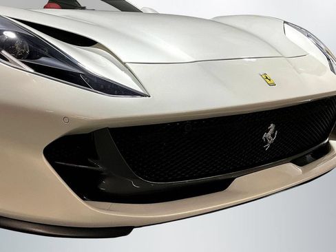 Used 2021 Ferrari 812 GTS RWD image 27