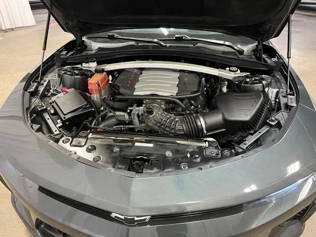 Used 2017 Chevrolet Camaro SS RWD image 25