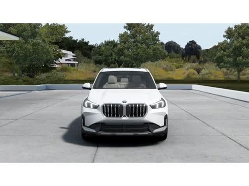New 2026 BMW X1 xDrive28i w/ Technology Package AWD/4WD image 3