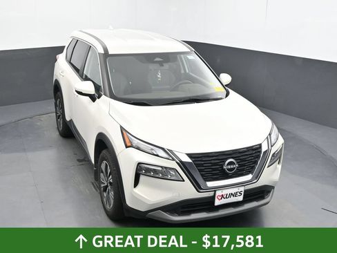 Used 2023 Nissan Rogue SV FWD image 41