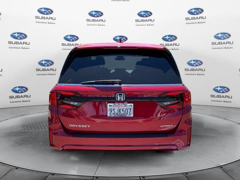 Used 2025 Honda Odyssey Sport-L image 4