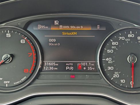 Used 2022 Audi Q5 2.0T Premium w/ Convenience Package image 23