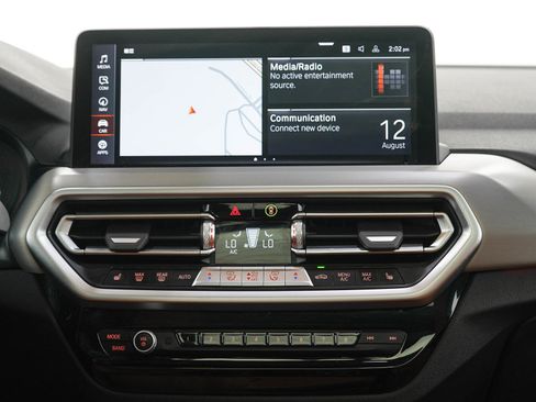 Used 2023 BMW X4 xDrive30i AWD/4WD image 18