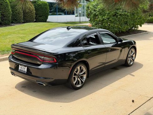 Used 2015 Dodge Charger R/T w/ Wheels & Tunes Group RWD image 5