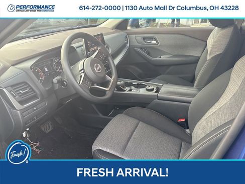 Used 2023 Nissan Rogue SV image 12