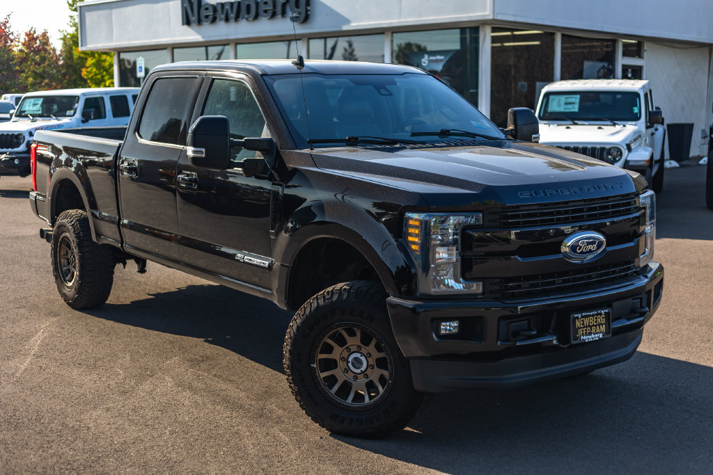 Used 2019 Ford F350 Lariat AWD/4WD image 2