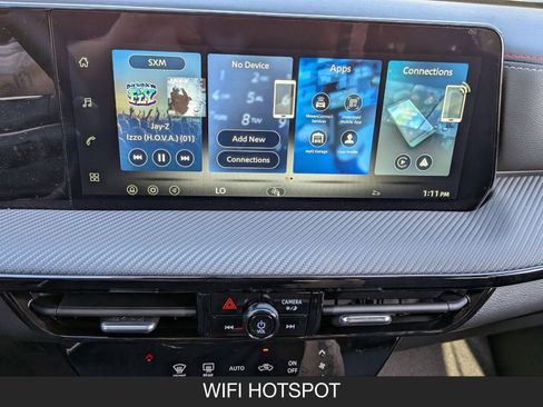 New 2026 Nissan Kicks SR image 18