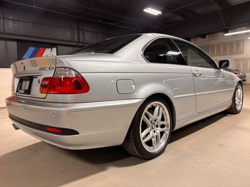 Used 2004 BMW 330Ci Coupe image 2