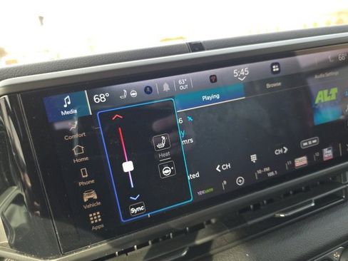 Used 2024 Jeep Gladiator Sport image 24