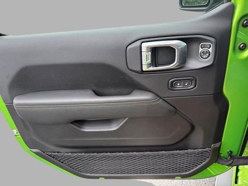 New 2025 Jeep Wrangler Rubicon 392 image 15