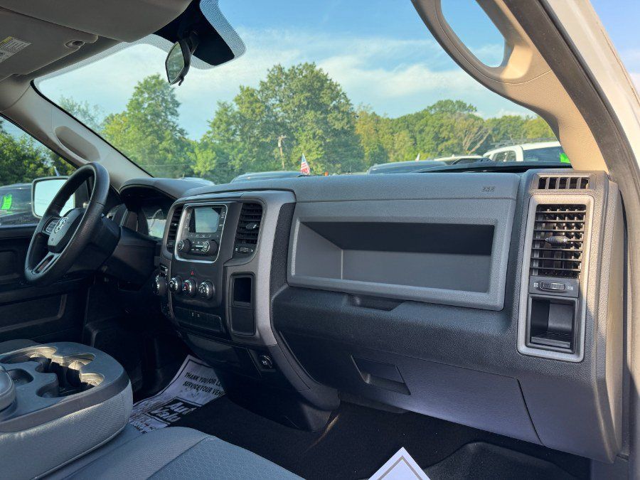 Used 2013 RAM 1500 ST w/ SXT Appearance Group AWD/4WD image 19