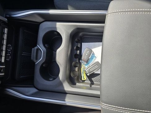 Used 2025 RAM 2500 Big Horn image 17