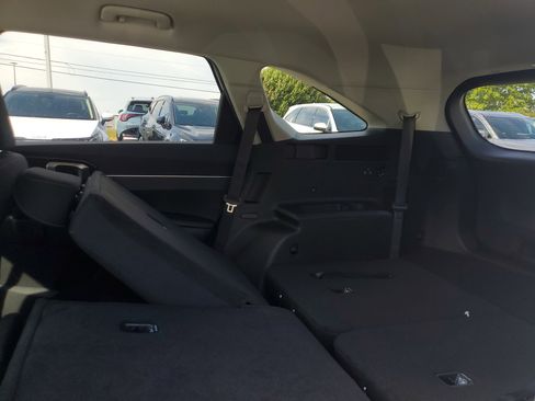 New 2026 Kia Sorento LX image 9