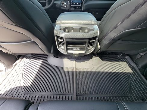 Used 2025 RAM 1500 Big Horn AWD/4WD image 28