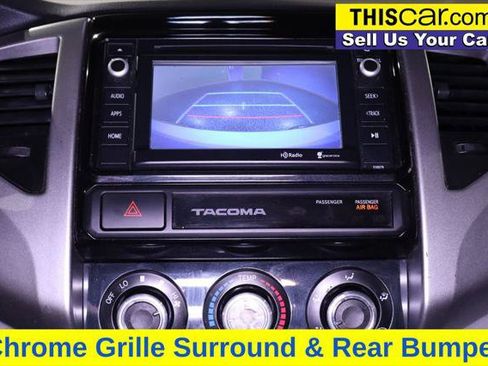 Used 2015 Toyota Tacoma PreRunner w/ SR5 Package RWD image 19