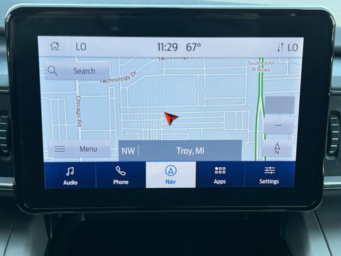 Used 2023 Ford Explorer XLT w/ Equipment Group 202A AWD/4WD image 28