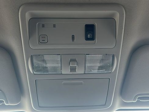 Used 2019 Nissan Titan Platinum Reserve w/ Platinum Utility Package AWD/4WD image 32