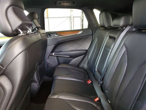 Used 2019 Lincoln MKC Reserve w/ MKC Technology Package FWD image 15