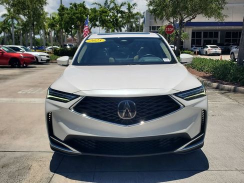 Used 2025 Acura MDX SH-AWD image 2