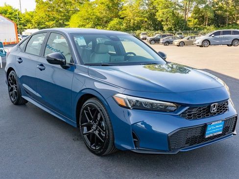 New 2026 Honda Civic Sport image 4