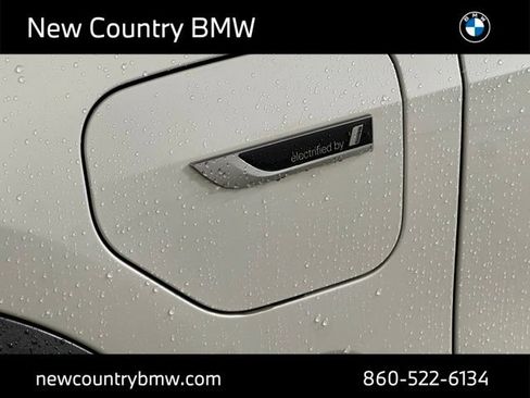 Used 2023 BMW X5 xDrive45e w/ Executive Package AWD/4WD image 32