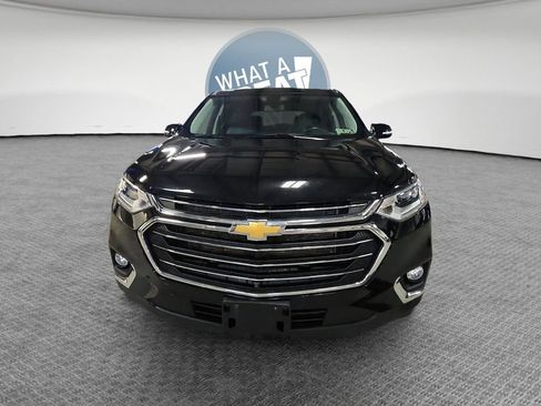 Used 2020 Chevrolet Traverse LT w/ LT Premium Package image 9