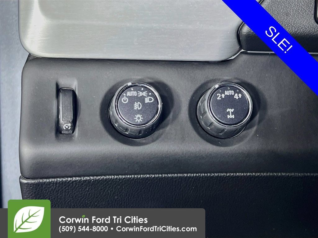 Used 2020 GMC Yukon XL SLE AWD/4WD image 21