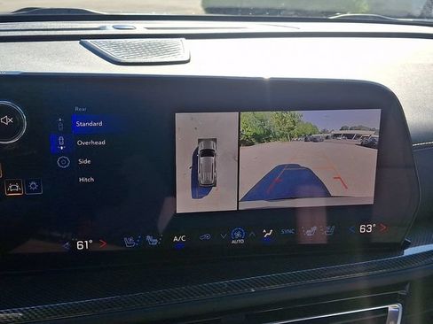 Used 2025 Chevrolet Traverse High Country w/ LPO, Floor Liner Package FWD image 22