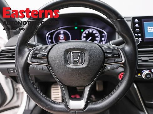 Used 2018 Honda Accord Sport image 10