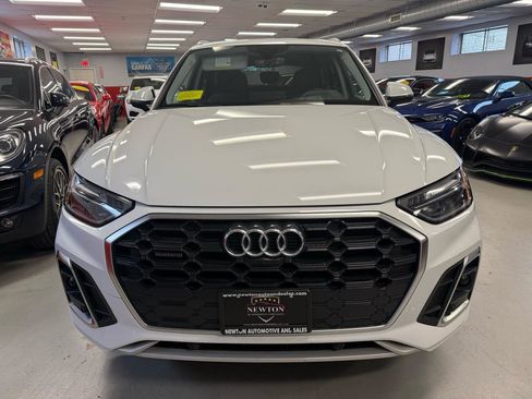 Used 2023 Audi Q5 2.0T Premium Plus w/ Premium Plus Package AWD/4WD image 2