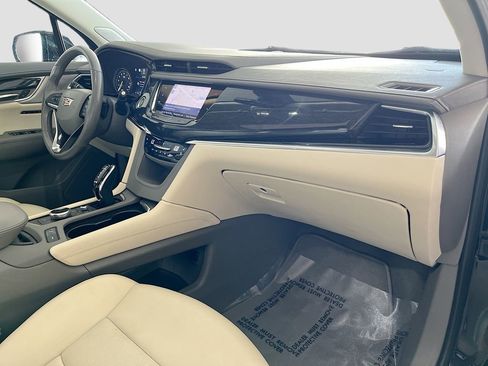 Used 2023 Cadillac XT6 Premium Luxury w/ Technology Package image 31