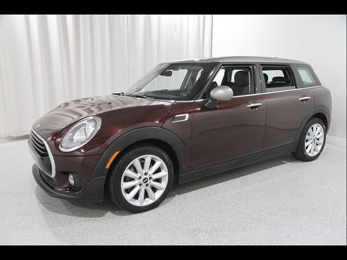 Used 2016 MINI Cooper Clubman FWD image 3