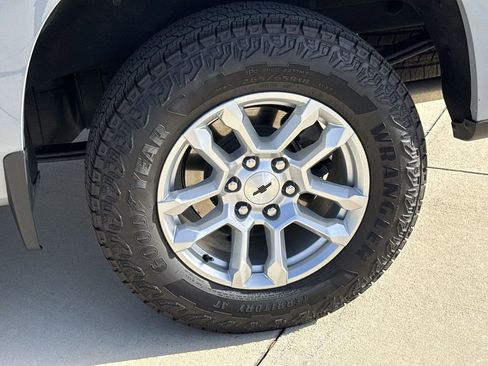 Used 2024 Chevrolet Silverado 1500 RST w/ Convenience Package II image 31