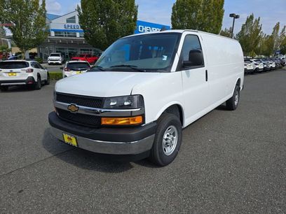 New 2025 Chevrolet Express 3500 Extended w/ Driver Convenience Package