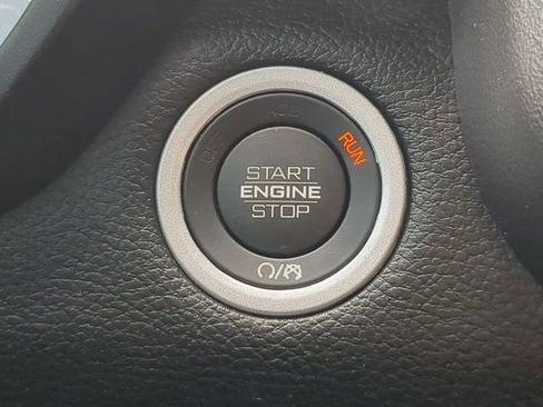 Used 2024 RAM 1500 Big Horn RWD image 33