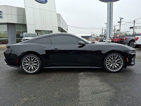 Certified 2024 Ford Mustang Premium image 7