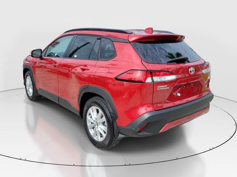 Certified 2023 Toyota Corolla Cross LE FWD image 5