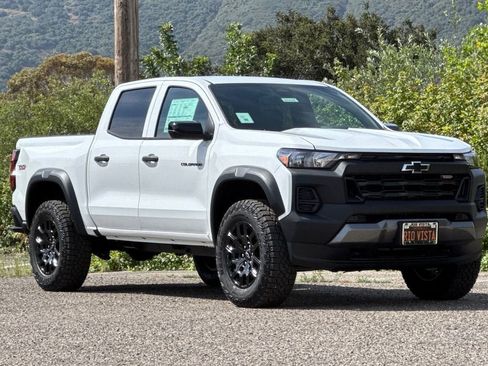 New 2026 Chevrolet Colorado Trail Boss AWD/4WD image 2